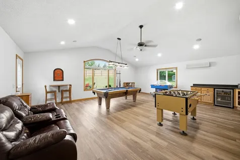 14281 Crofton Court Rosemount MN 55068