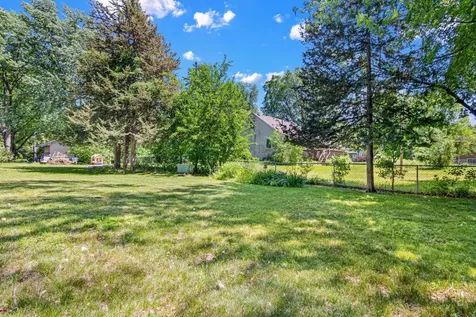 417 75th Avenue N Brooklyn Park MN 55444