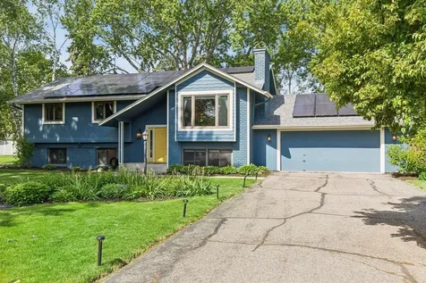 405 Merrimac Lane N Plymouth MN 55447