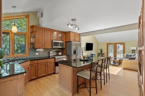 15034 Chestnut Drive Burnsville MN 55306