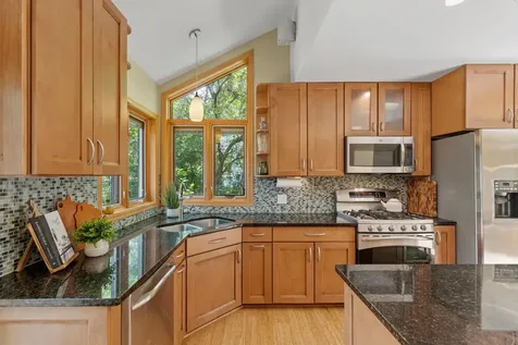 15034 Chestnut Drive Burnsville MN 55306