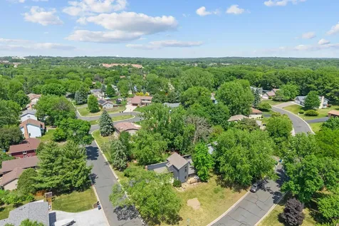 15034 Chestnut Drive Burnsville MN 55306