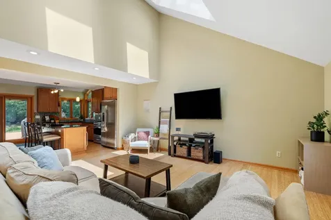 15034 Chestnut Drive Burnsville MN 55306