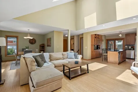 15034 Chestnut Drive Burnsville MN 55306