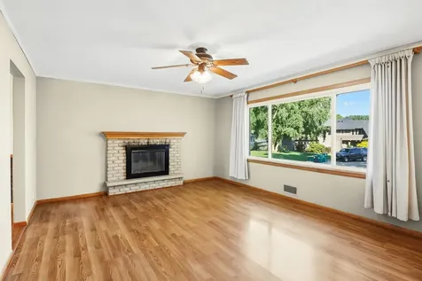 311 Eagle Ridge Circle Burnsville MN 55337