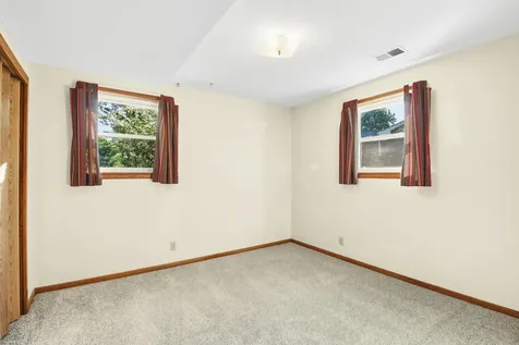 311 Eagle Ridge Circle Burnsville MN 55337