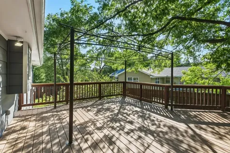 311 Eagle Ridge Circle Burnsville MN 55337