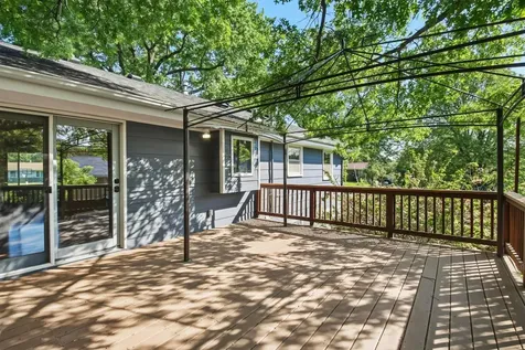 311 Eagle Ridge Circle Burnsville MN 55337