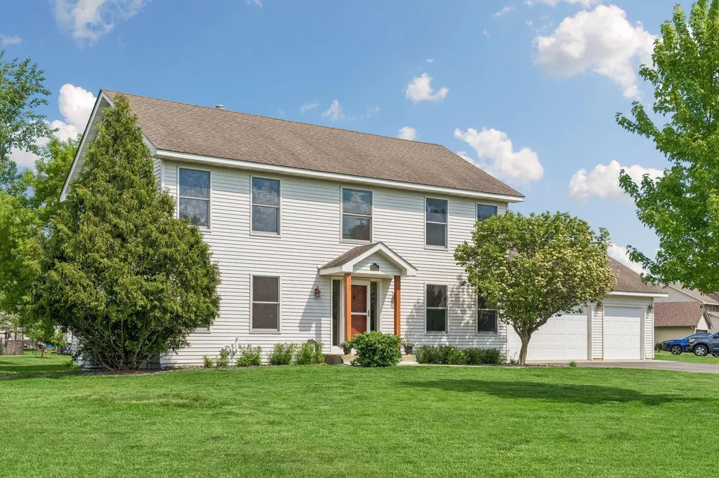 13893 Redwood Street NW Andover MN 55304