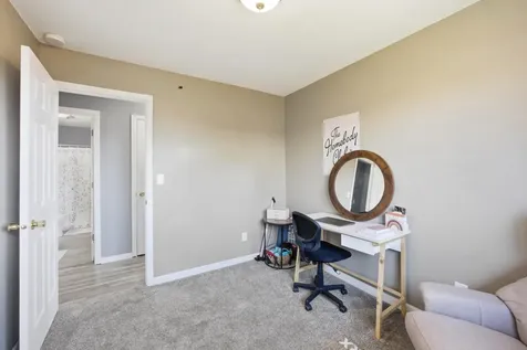 205 12th Avenue E West Fargo ND 58078