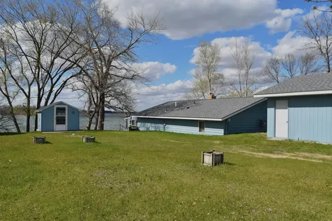 231 Hilltop Road Ottertail MN 56571