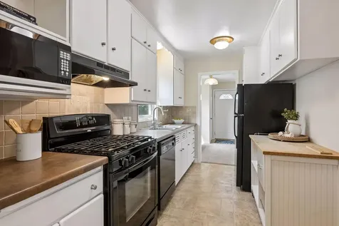 5021 William Avenue Edina MN 55436