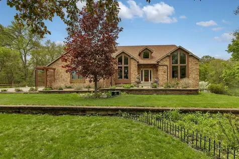 4457 Farmdale Circle Saint Augusta MN 56301