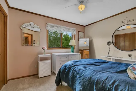 4457 Farmdale Circle Saint Augusta MN 56301