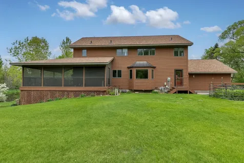 4457 Farmdale Circle Saint Augusta MN 56301
