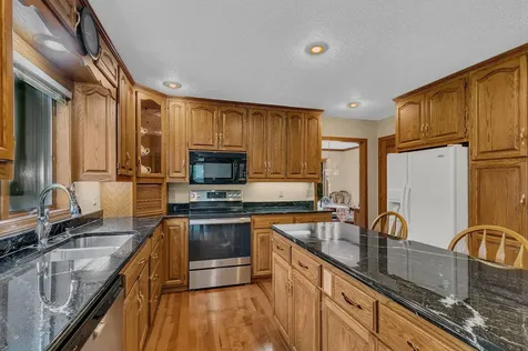 4457 Farmdale Circle Saint Augusta MN 56301