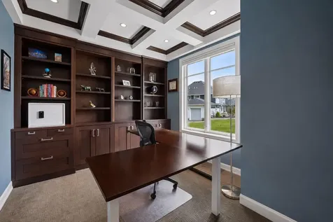 2063 Austrian Pine Lane Minnetonka MN 55305