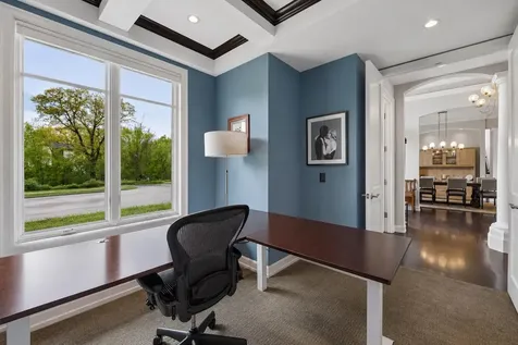2063 Austrian Pine Lane Minnetonka MN 55305