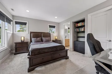 2063 Austrian Pine Lane Minnetonka MN 55305