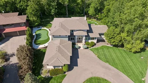 2063 Austrian Pine Lane Minnetonka MN 55305