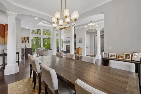 2063 Austrian Pine Lane Minnetonka MN 55305