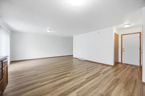 4257 Estate Drive S Fargo ND 58104