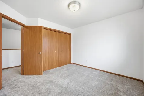 4257 Estate Drive S Fargo ND 58104