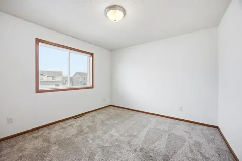 4257 Estate Drive S Fargo ND 58104