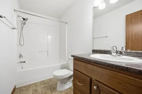 4257 Estate Drive S Fargo ND 58104