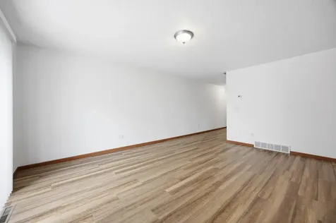 4257 Estate Drive S Fargo ND 58104