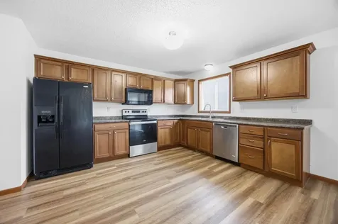 4257 Estate Drive S Fargo ND 58104