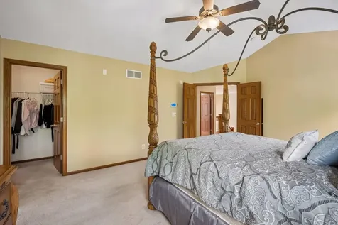8657 Elk Avenue Monticello MN 55362