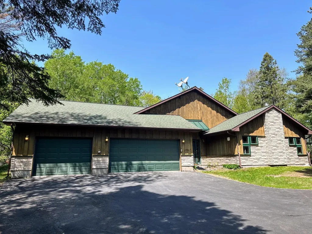 1505 Moorhead Road Cloquet MN 55720