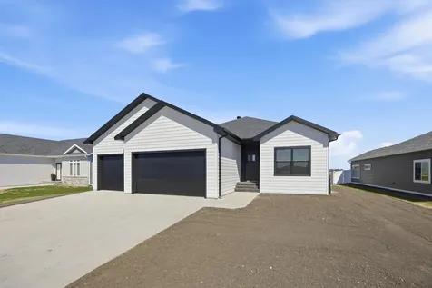 2232 44th Street S Moorhead MN 56560