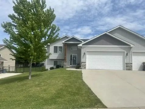 1107 Tikalsky Street SE New Prague MN 56071