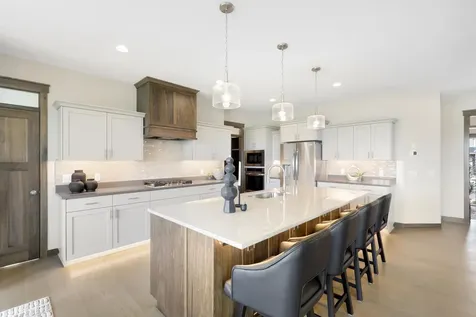 4906 130th Court NE Blaine MN 55449