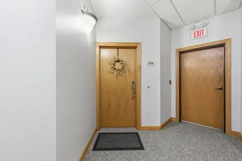 385 7th Avenue S Fargo ND 58103