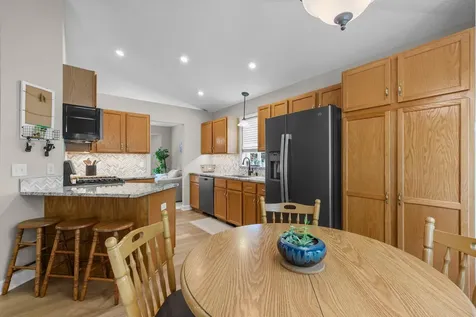 907 Deer Ridge Street NW Lonsdale MN 55046