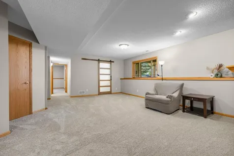907 Deer Ridge Street NW Lonsdale MN 55046