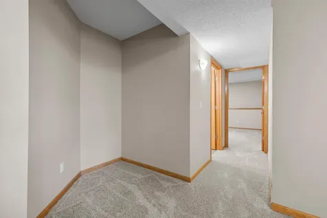 907 Deer Ridge Street NW Lonsdale MN 55046