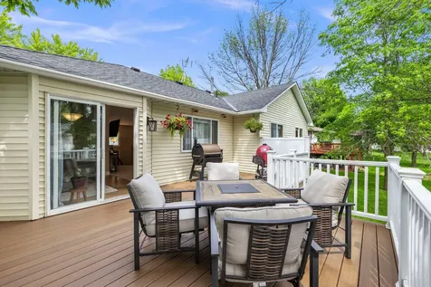 907 Deer Ridge Street NW Lonsdale MN 55046