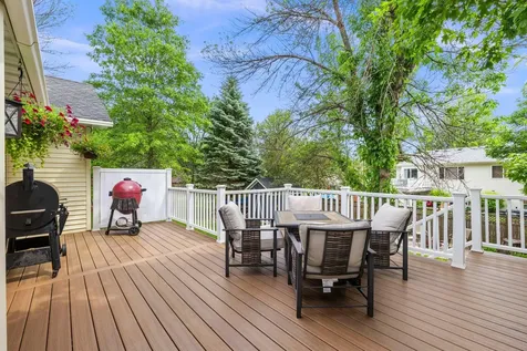 907 Deer Ridge Street NW Lonsdale MN 55046