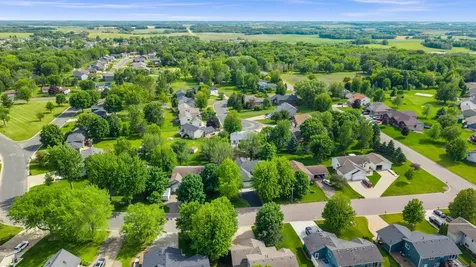 907 Deer Ridge Street NW Lonsdale MN 55046