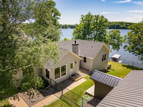 524 E Lake Cowdry Road NW Alexandria MN 56308