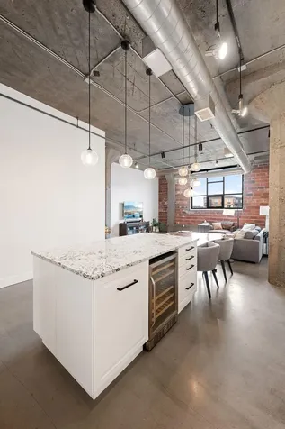 718 Washington Avenue N Minneapolis MN 55401