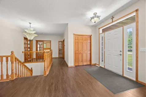 760 Colorado Court NW Hutchinson MN 55350
