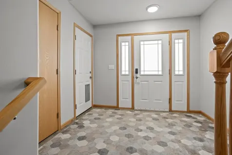 4809 43rd Street S Fargo ND 58104