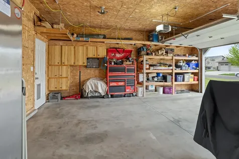 4809 43rd Street S Fargo ND 58104