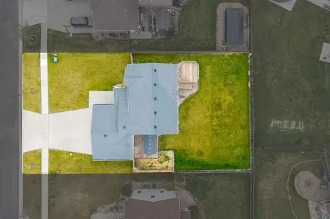 4809 43rd Street S Fargo ND 58104