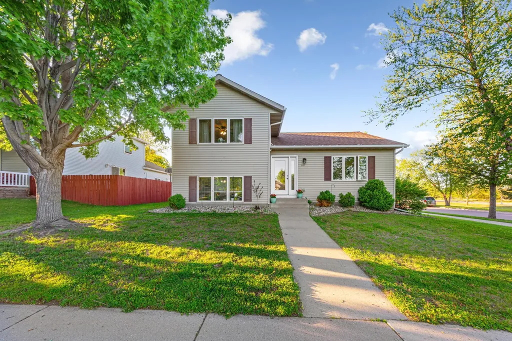 601 Bassford Street Saint Peter MN 56082